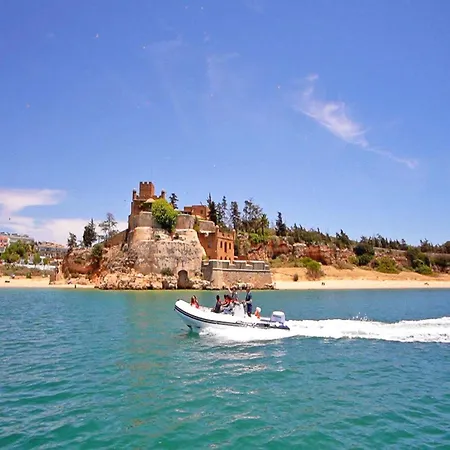 빌라 Holiday Home In Guia With Heated Pool