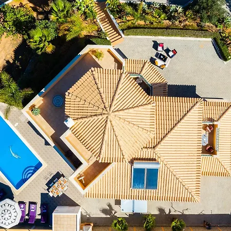 Holiday Home In Guia With Heated Pool Villa *