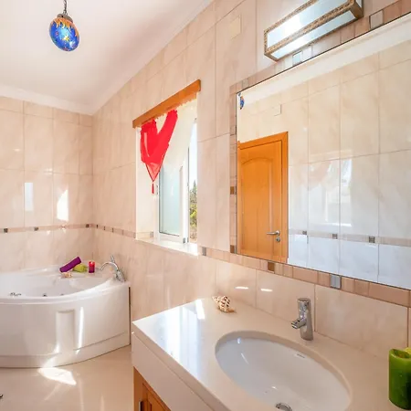 Holiday Home In Guia With Heated Pool * Albufeira
