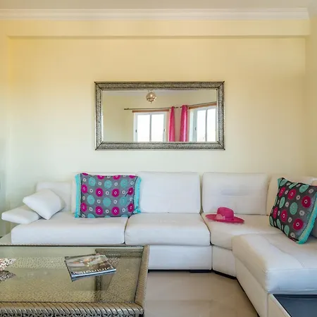 Holiday Home In Guia With Heated Pool Albufeira